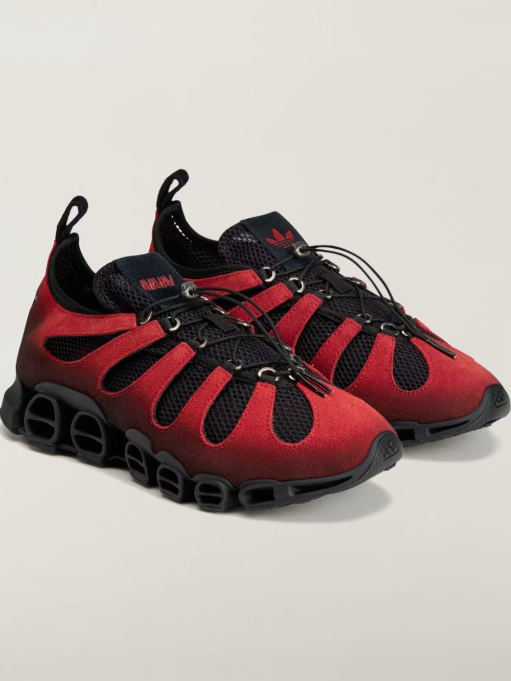 ADIDAS Megaride by AVAVAV - Core Black / Power Red - BNIB - Sz 6 (US), 4.5 UK